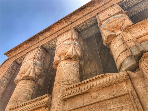 temple of hathor dendera egypt
